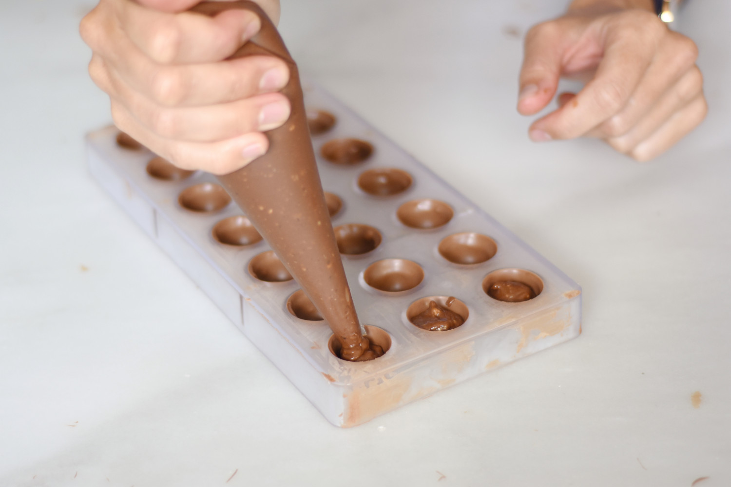 fyldte-chokolader-med-nougat-annemette-voss-callebaut-20
