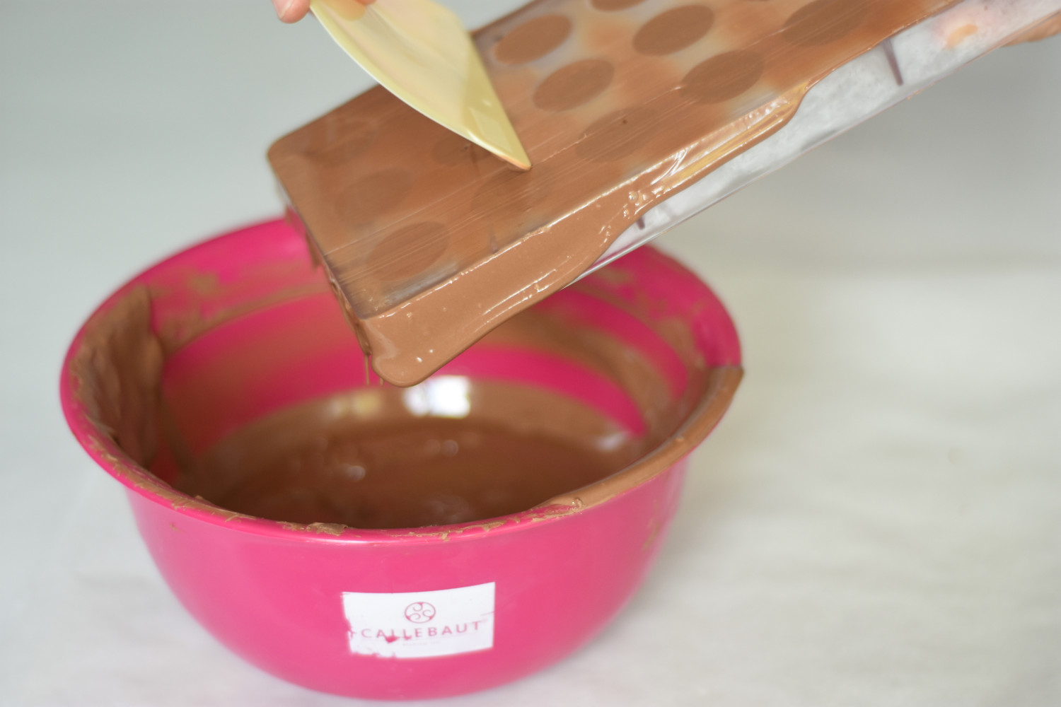 fyldte-chokolader-med-nougat-annemette-voss-callebaut-27