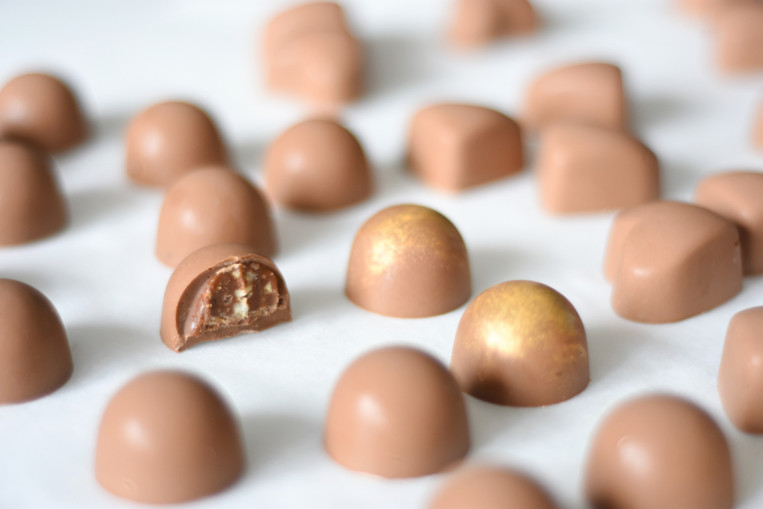 fyldte-chokolader-med-nougat-annemette-voss-callebaut-33